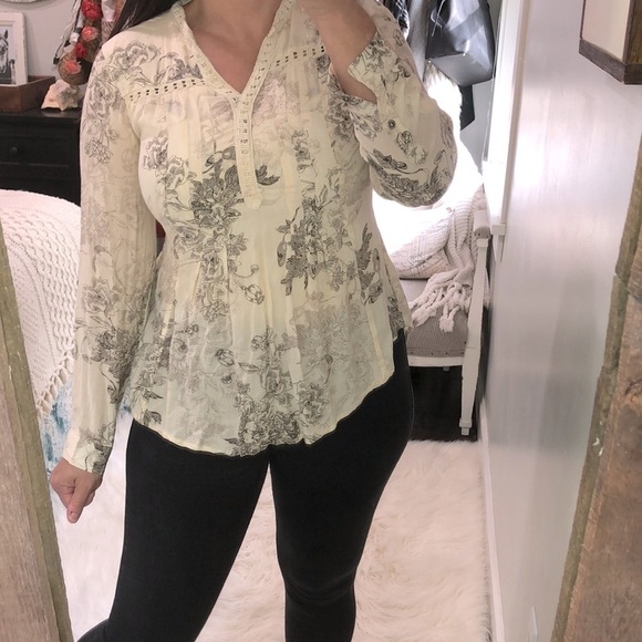 Vintage America size small floral boho top - Picture 2 of 6